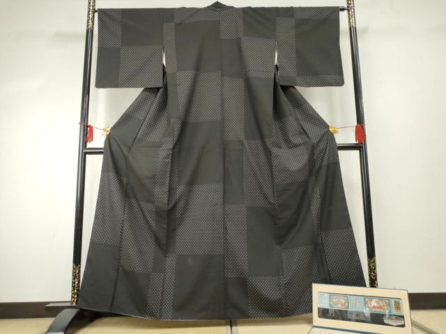 平和屋着物●本場大島紬　カタス9マルキ　総絣　横段文　黒地　栄正雄作　証紙・証明書付き　正絹　逸品　AABF1013cs