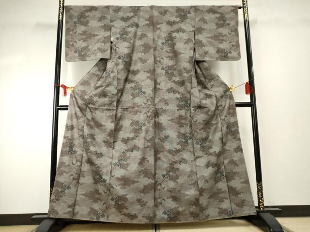 平和屋着物●本場大島紬　泥染め　カタス9マルキ　花唐草文　正絹　逸品　未使用　AABF1037cs