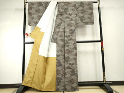 平和屋着物●本場大島紬　泥染め　カタス9マルキ　花唐草文　正絹　逸品　未使用　AABF1037cs