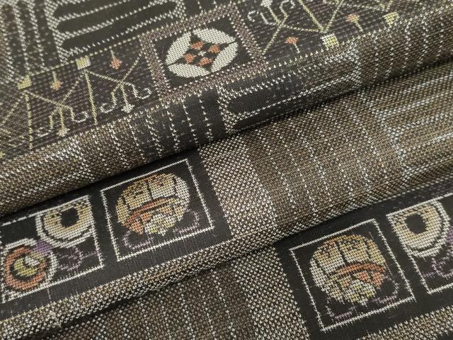 平和屋着物●本場大島紬　泥染め　カタス9マルキ　吉祥変わり市松文　正絹　逸品　AABF1044cs 平和屋着物○本場大島紬 泥染め カタス9マルキ 吉祥変わり市松文 正絹