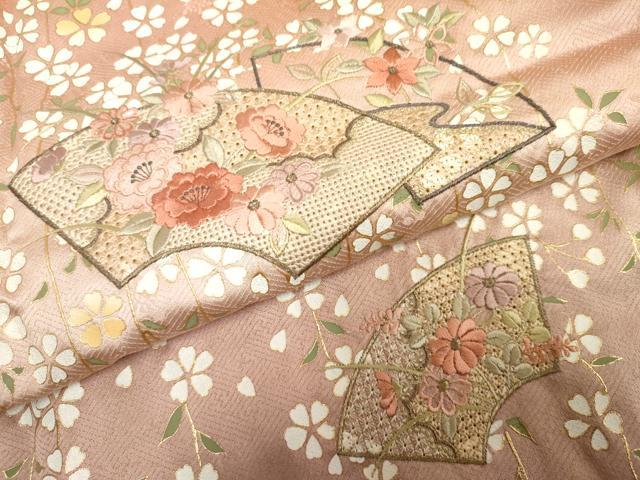 平和屋着物●訪問着　中国三大刺繍　スワトウ刺繍　汕頭刺繍　地紙花文　暈し染め　金糸　金彩　正絹　逸品　未使用　AABF1049cs
