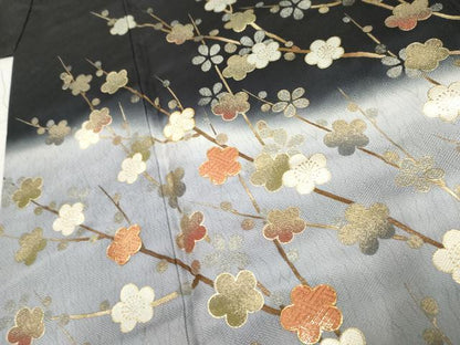 平和屋着物●訪問着　駒刺繍　枝梅文　暈し染め　金糸　金銀彩　正絹　逸品　AABF1072cs