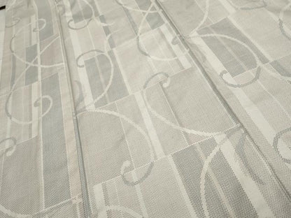 平和屋着物●本場大島紬　白大島　カタス7マルキ　唐草文　正絹　逸品　AABF1077cs