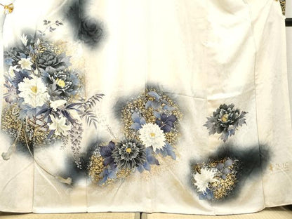 平和屋着物●世界的ファッションデザイナー　山本寛斎　kansaiブランド　振袖　華徒然　草花文　暈し染め　金銀彩　正絹　逸品　AABF1081cs