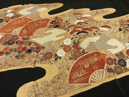 平和屋着物■豪華黒留袖　駒刺繍　扇草花文　金彩　ますいわ屋扱い　正絹　逸品　AABF1130oa