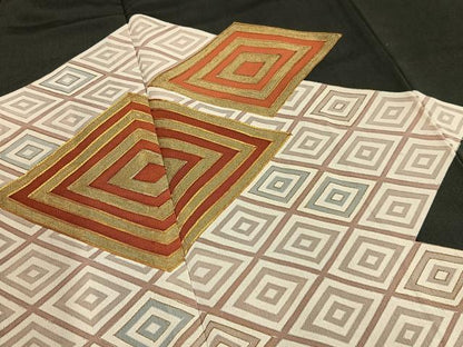 平和屋着物■豪華黒留袖　駒刺繍　菱文　金彩　正絹　逸品　AABF1206oa