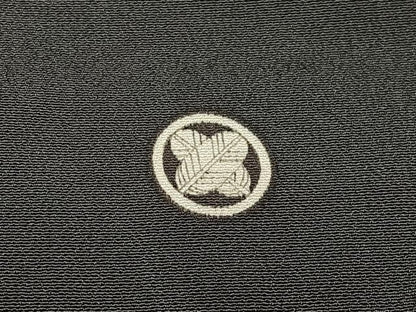 平和屋着物■豪華黒留袖　駒刺繍　菱文　金彩　正絹　逸品　AABF1206oa
