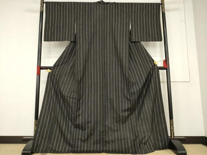 平和屋着物●本場大島紬　縞　黒地　ロング丈　正絹　逸品　AABF1350ck