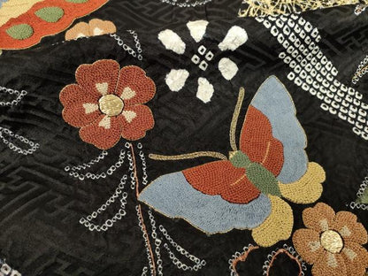 平和屋着物●豪華振袖　総絞り　中国三大刺繍　相良刺繍　花蝶文　黒地　金銀彩　正絹　逸品　AABF1353ck