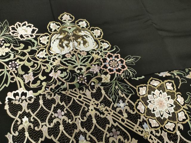 平和屋着物●豪華黒留袖　総刺繍　中国三大刺繍　汕頭刺繍　スワトウ刺繍　向い鳥更紗花文　金糸　正絹　逸品　AABF1354ck