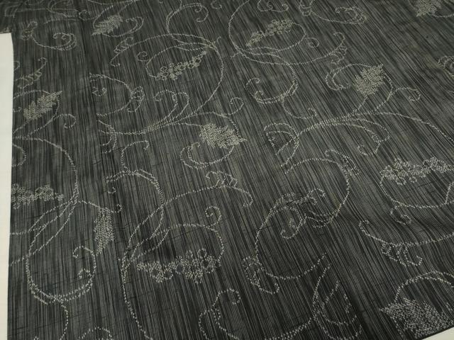 平和屋着物●上質な紬　葡萄唐草文　黒地　正絹　逸品　AABF1359ck