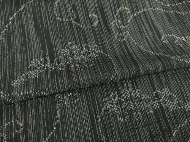 平和屋着物●上質な紬　葡萄唐草文　黒地　正絹　逸品　AABF1359ck