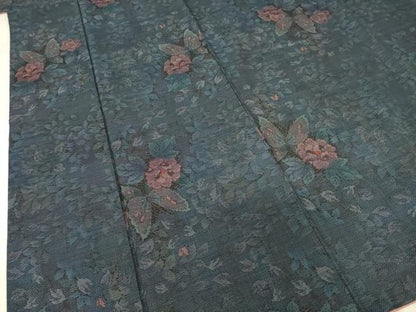 平和屋着物●本場大島紬　カタス7マルキ　花蝶文　正絹　逸品　AABF1361ck