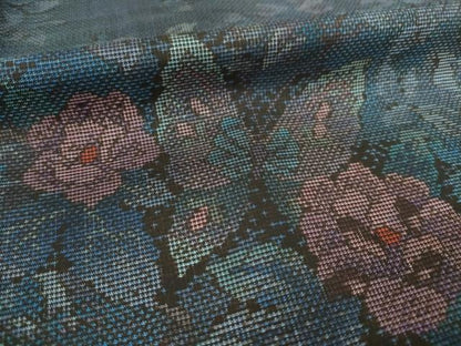 平和屋着物●本場大島紬　カタス7マルキ　花蝶文　正絹　逸品　AABF1361ck