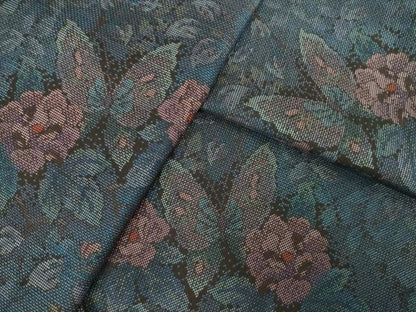 平和屋着物●本場大島紬　カタス7マルキ　花蝶文　正絹　逸品　AABF1361ck