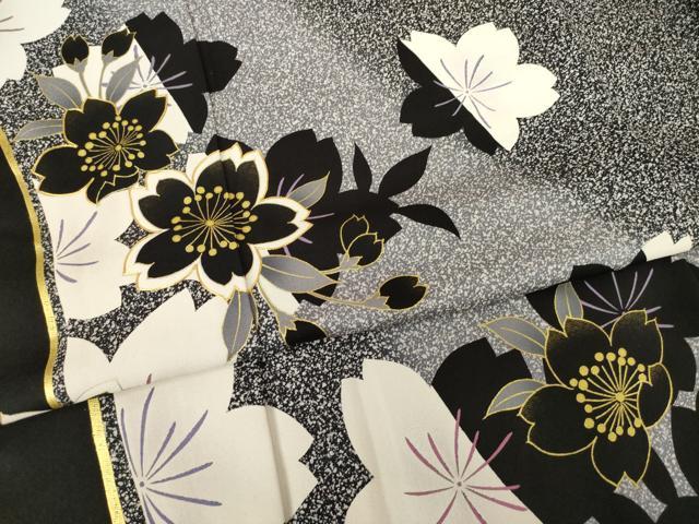 平和屋着物●訪問着　駒刺繍　舞桜文　暈し染め　黒地　金彩　ロング丈　正絹　逸品　AABF1370ck