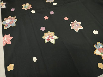 平和屋着物●道行コート　舞花文　黒地　正絹　逸品　AABF1386ck