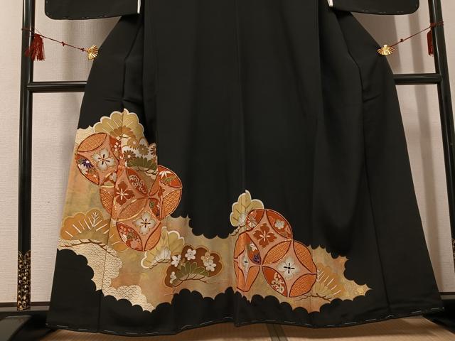 平和屋着物■豪華黒留袖 駒刺繍 七宝草花文 金彩 正絹 逸品 AABF1711ph