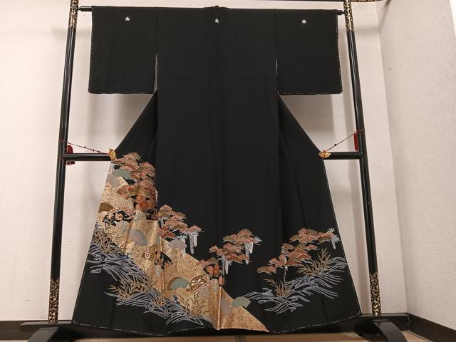 平和屋着物■豪華黒留袖 刺繍 扇面草花文 金銀彩 正絹 逸品 AABF1722ph