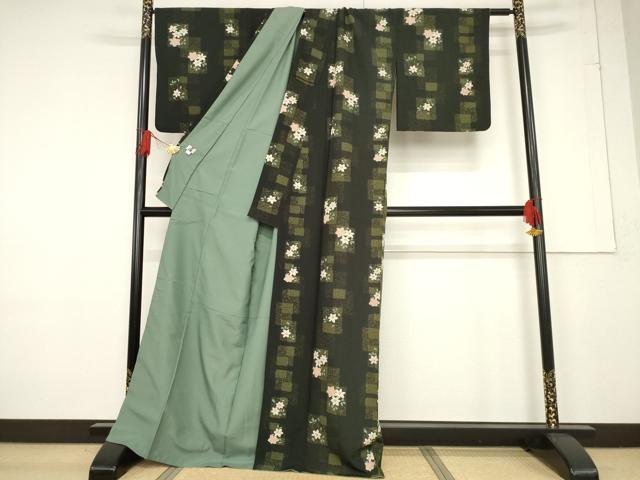 平和屋着物●世界的ファッションデザイナー　山本寛斎　kansaiブランド　小紋　色紙重ね花文　黒地　洗える着物　AABF1772ck
