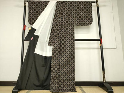 平和屋着物●本場大島紬　一元7マルキ　七宝文　正絹　逸品　未使用　AABF1777ck
