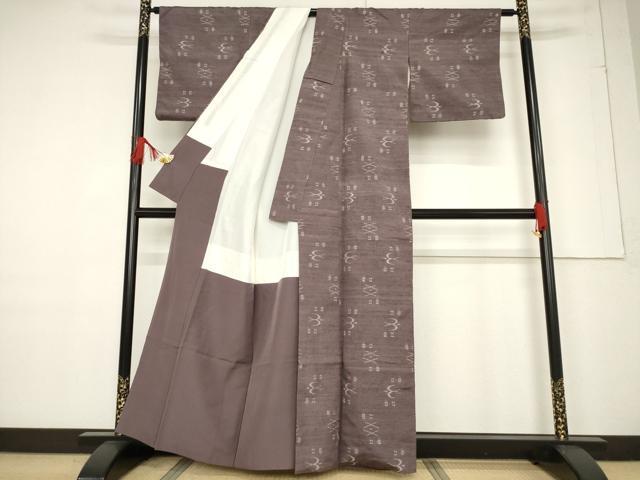 平和屋着物●上質な紬　琉球絣文様　正絹　逸品　AABF1778ck