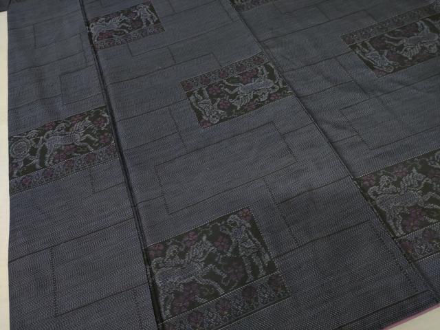 平和屋着物●本場大島紬　鳥獣　人物文　正絹　逸品　AABF1782ck
