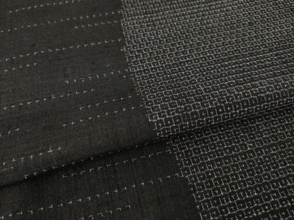 平和屋着物●結城紬　80亀甲　よろけ間道　黒地　正絹　逸品　AABF1808ck