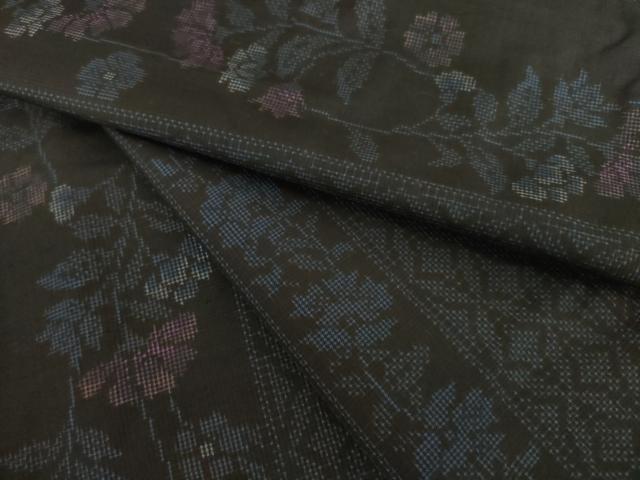 平和屋着物●本場大島紬 一元7マルキ 花間道 黒地 正絹 逸品 AABF1836ck