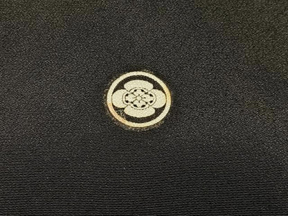 平和屋着物■豪華黒留袖　駒刺繍　枝梅文　金彩　正絹　逸品　AABF1960oa