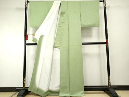 平和屋着物●上質な色無地　草花地紋　苗色　正絹　逸品　AABF2004cs