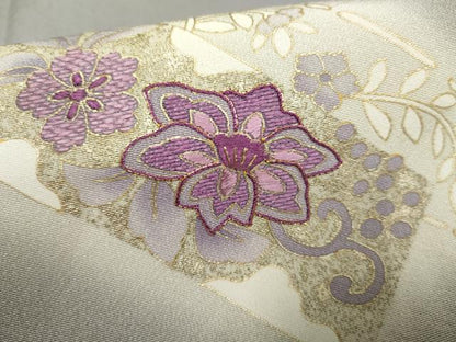 平和屋着物●本貝紫染作家　西山和恆　訪問着　駒刺繍　花唐草文　暈し染め　金彩　丹後ちりめん　反端付き　正絹　逸品　AABF2018cs