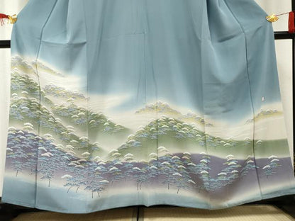 平和屋着物●名門・上野家　四代目 上野真(二代目 上野為二)　色留袖　重ね山松文　暈し染め　正絹　逸品　AABF2019cs