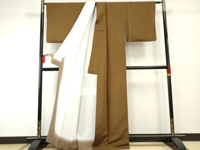 平和屋着物●西陣　紬　吉祥地紋　煎茶色　証紙付き　正絹　逸品　AABF2023cs 平和屋着物○西陣 紬 吉祥地紋 煎茶色 証紙付き 正絹 逸品 AABF2023cs