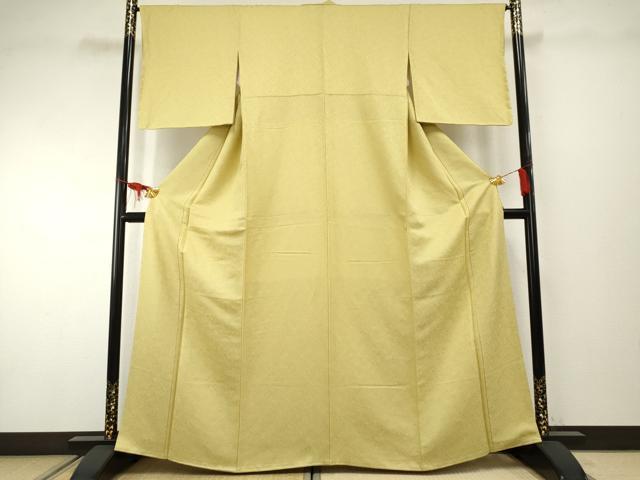 平和屋着物●上質な色無地　葉尽くし地紋　枯草色　正絹　逸品　AABF2033cs 平和屋着物○上質な色無地 葉尽くし地紋 枯草色 正絹 逸品 AABF2033cs