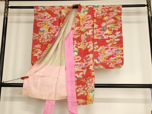 平和屋着物[]七五三　女の子　３歳　祝着　一つ身　流水風景花文　正絹　逸品　AABF2126ja