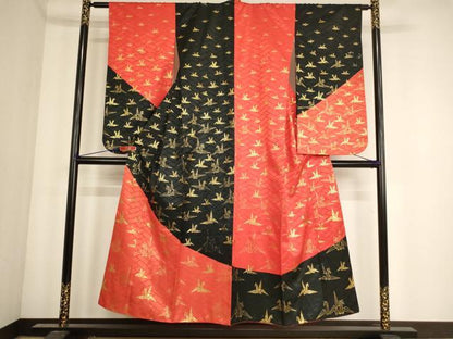 平和屋着物∵女の子 十三参り 子供 祝着 折り鶴 金彩 片身替わり 洗える着物 AABF2132ja