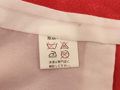 平和屋着物[]七五三 女の子 ３歳 祝着 三つ身 長襦袢(単衣)・被布セット 舞蝶地紋 猩々緋色 AABF2143ja
