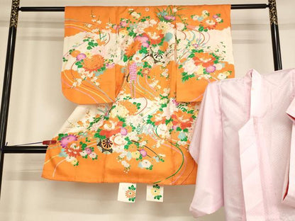 平和屋着物[]七五三　女の子　３歳　祝着　一つ身　長襦袢(無双仕立て)セット　駒刺繍　花車文　金彩　逸品　AABF2156ja