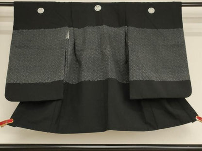 平和屋着物[]七五三　男の子　5歳　祝着・羽織・長襦袢・行灯袴セット　紗綾形文様　黒地　AABF2172ja