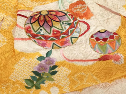 平和屋着物[]七五三　女の子　３歳　祝着　一つ身　総刺繍　絞り　花手毬文　金糸　正絹　逸品　AABF2174ja