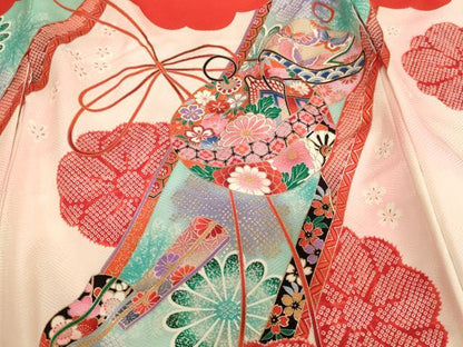 平和屋着物[]お宮参り　女の子　祝着　産着　初着　のしめ　鈴　舞扇花文　暈し染め　金銀彩　逸品　AABF2175ja