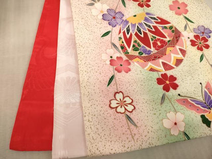 平和屋着物[]お宮参り　女の子　祝着　産着　初着　のしめ　手毬花蝶文　暈し染め　金彩　逸品　AABF2188ja