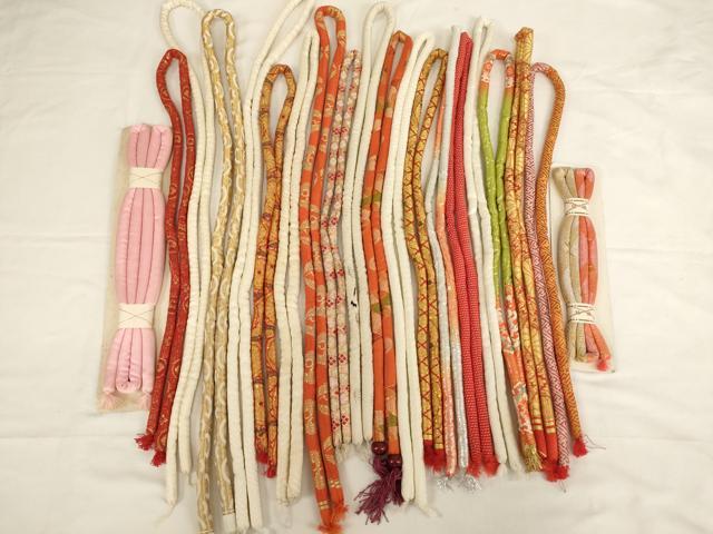 平和屋着物[]七五三　女の子　和装小物　帯締め20本セット　アンティーク　丸ぐけ　刺繍　金銀糸　未使用品あり　逸品　AABF2227ja
