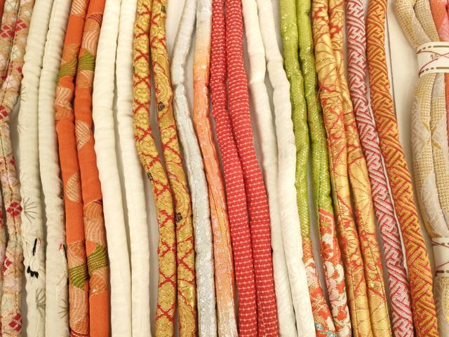 平和屋着物[]七五三　女の子　和装小物　帯締め20本セット　アンティーク　丸ぐけ　刺繍　金銀糸　未使用品あり　逸品　AABF2227ja