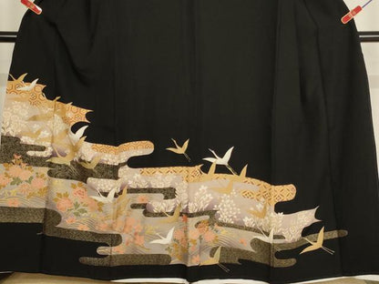 平和屋着物■豪華黒留袖　駒刺繍　エ霞飛鶴花文　金彩　正絹　逸品　AABF2273ja