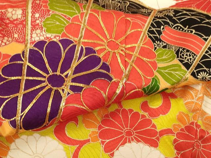 平和屋着物∵女の子 十三参り 子供 祝着 駒刺繍 檜扇花文 金彩 正絹 逸品 未使用 AABF2316ja