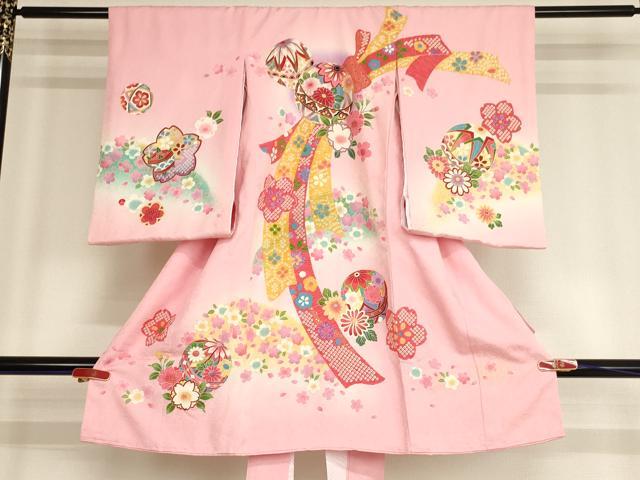 平和屋着物[]お宮参り　女の子　祝着　産着　初着　のしめ　刺繍　手毬花文　金糸　金彩　逸品　AABF2318ja