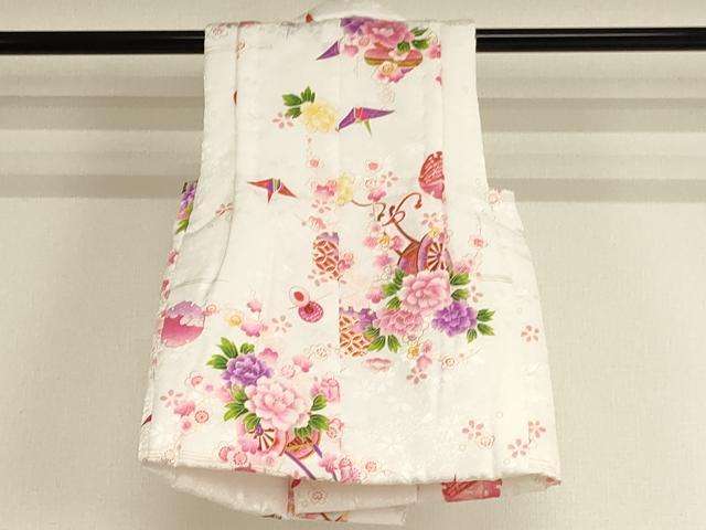 平和屋着物[]七五三　女の子　３歳　被布　花車文　兎　金彩　AABF2326ja