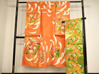 平和屋着物[]七五三　女の子　７歳　祝着　四つ身　袋帯セット　駒刺繍　檜扇花文　金彩　正絹　逸品　AABF2333ja